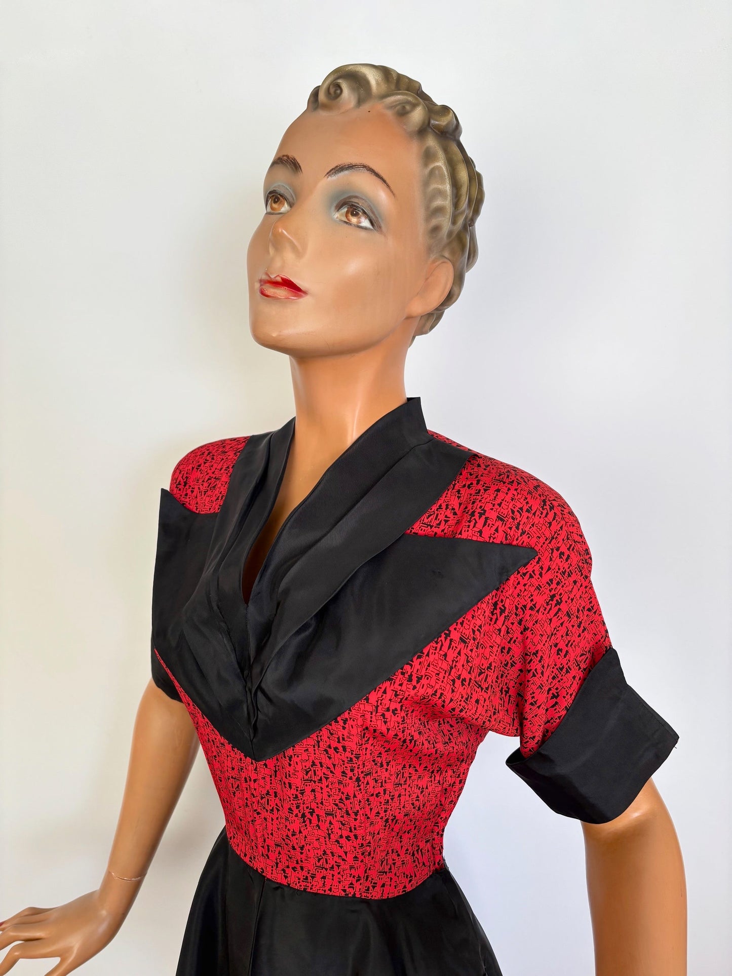 XS | 1940s Style Novelty Print Peplum Dress