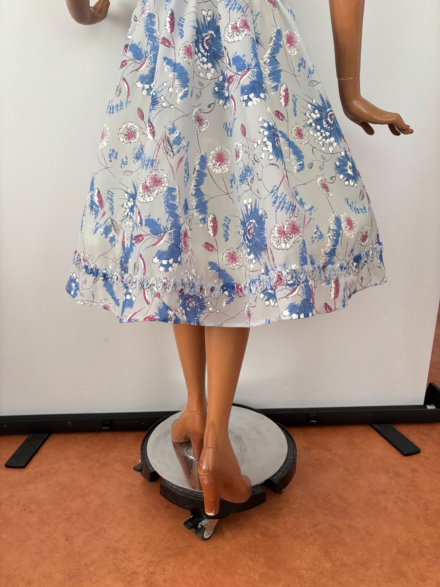 L | 1950s Hand-Painted Sheer Organza Floral Dress