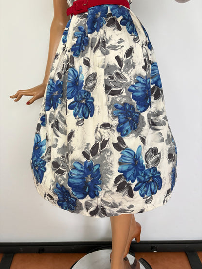 M | 1950s Cotton Poplin Floral Dress