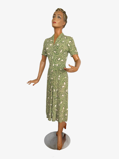 XS | 1940s Green Graphic Rayon Day Dress