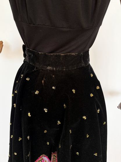 XS | 1950s Mexican Tourist Sequin Velvet Circle Skirt