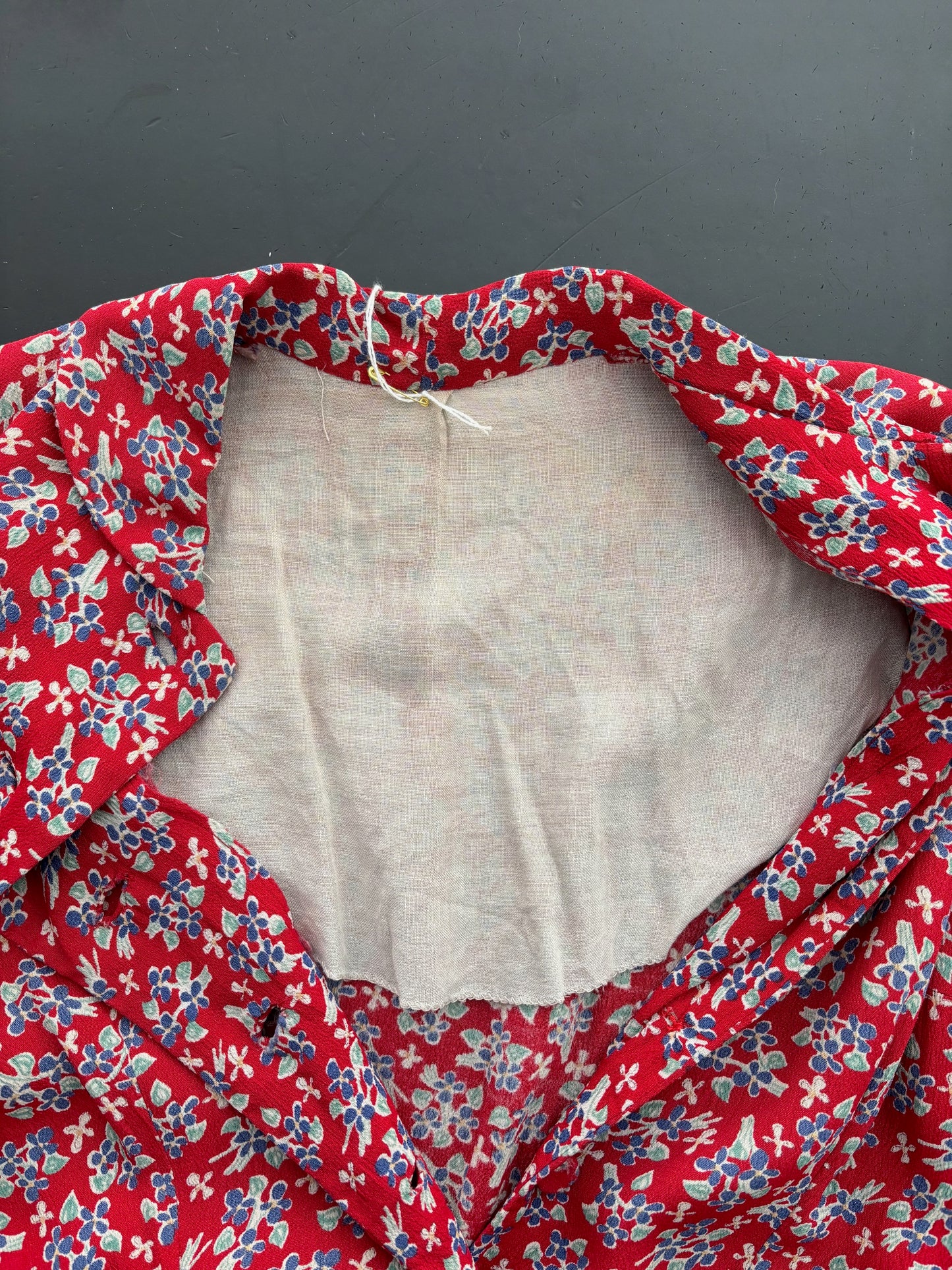 M | 1940s Sleeveless Rayon Crepe Floral Dress