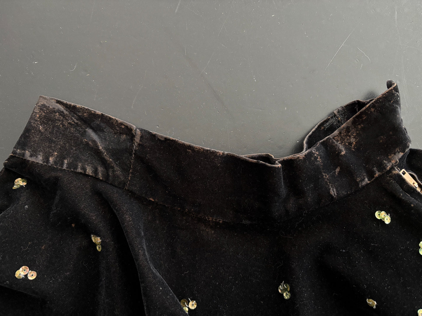 XS | 1950s Mexican Tourist Sequin Velvet Circle Skirt