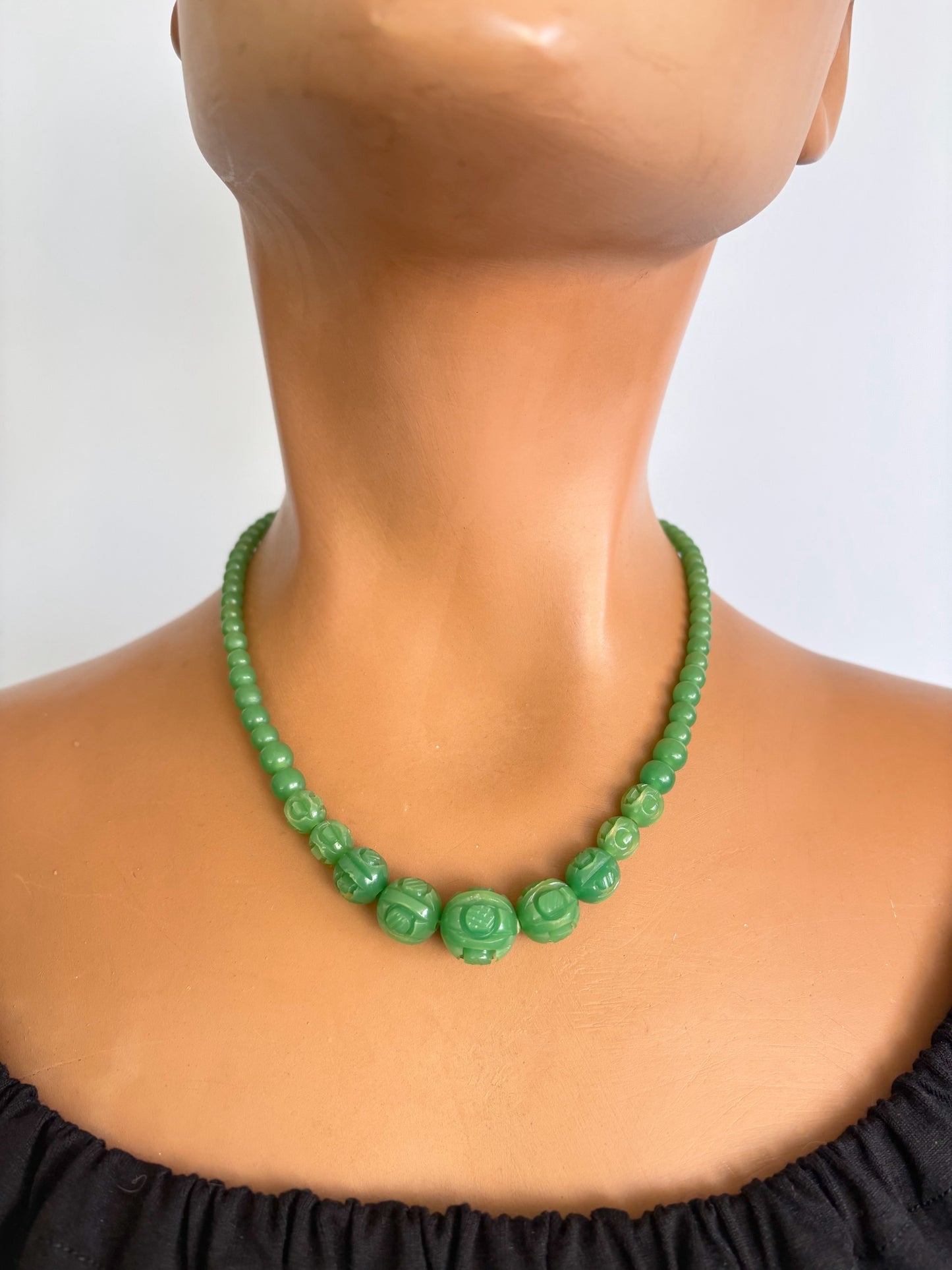 Art Deco Green Carved Early Plastic Bead Necklace 1930s