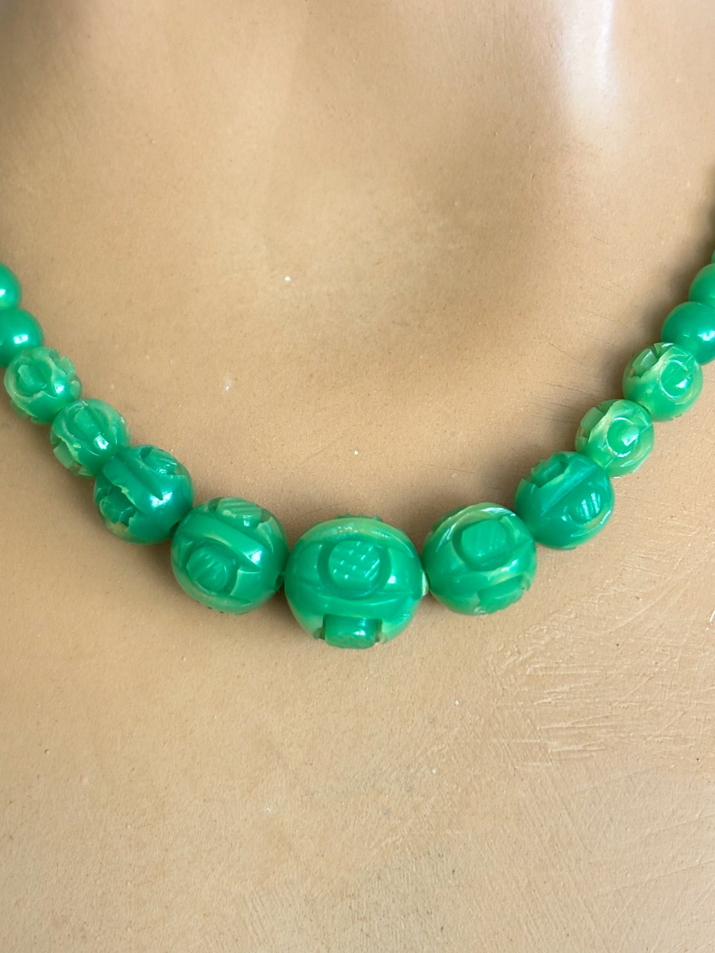 Art Deco Green Carved Early Plastic Bead Necklace 1930s
