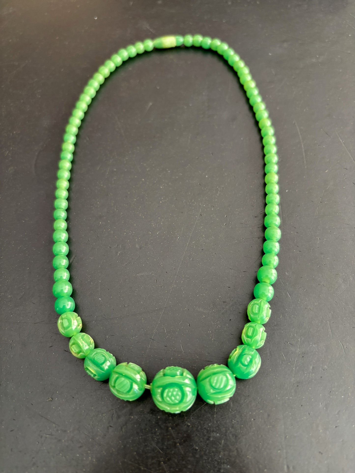 Art Deco Green Carved Early Plastic Bead Necklace 1930s