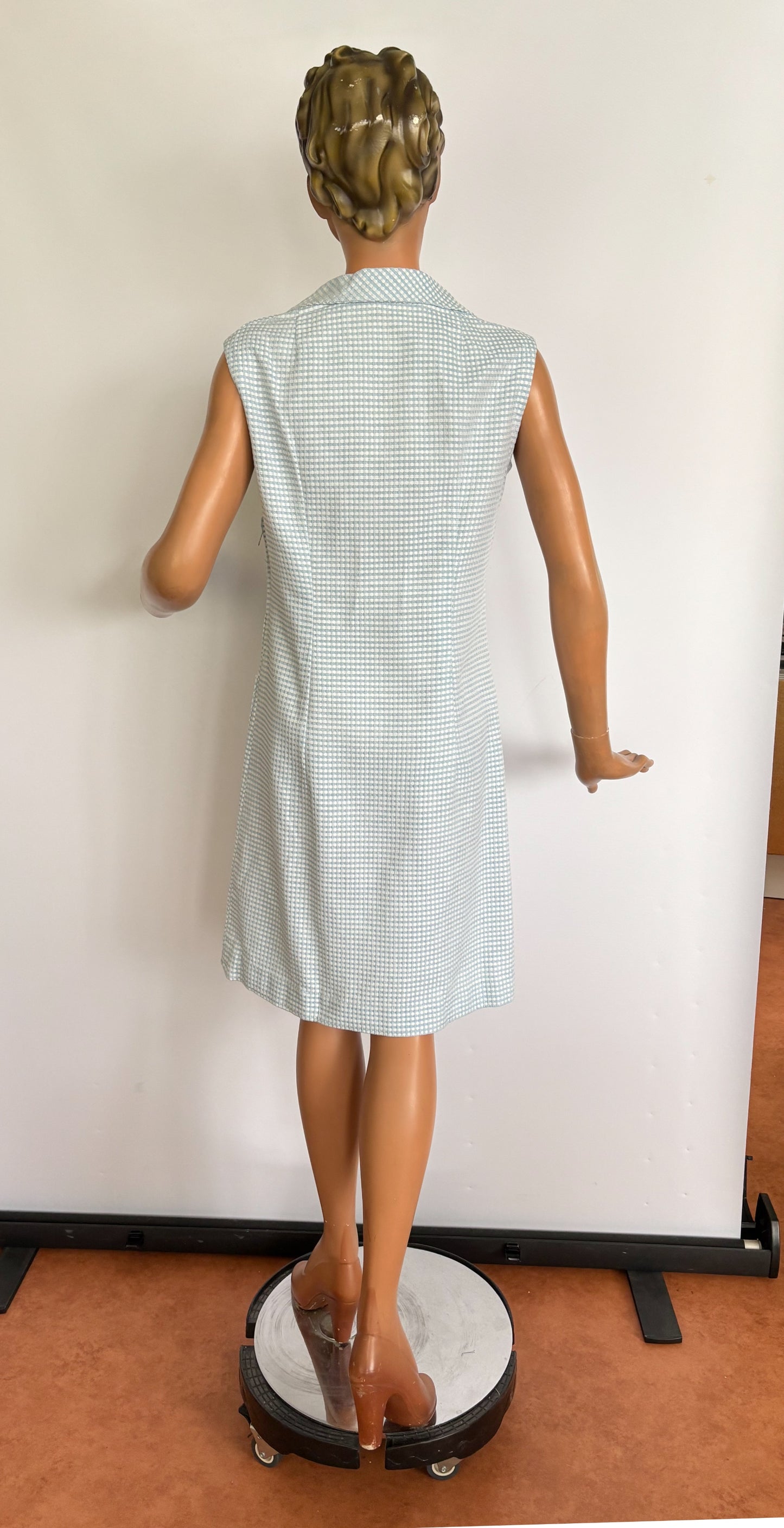 M | 1960s Light Blue And White Mod Dress