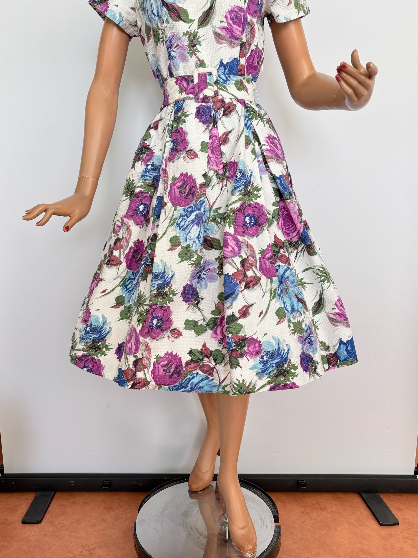 M | 1950s/60s Floral Waffle Cotton Dress