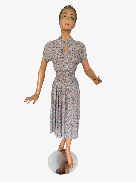 1940s Crepe Rayon Dress | Medium