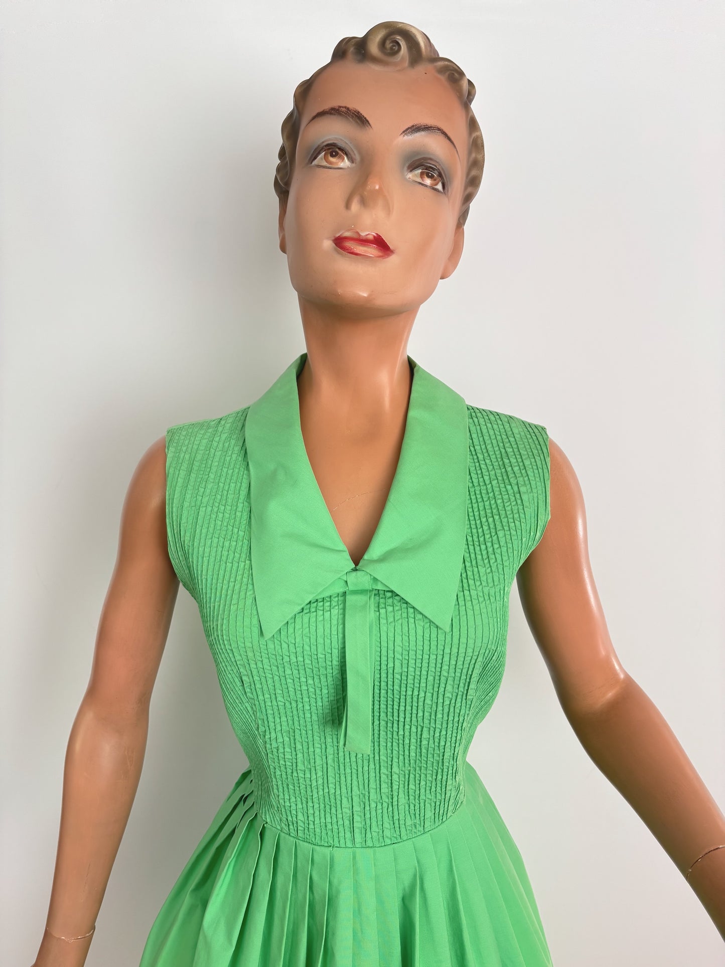 S/M | 1960s Apple Green Cotton Dress