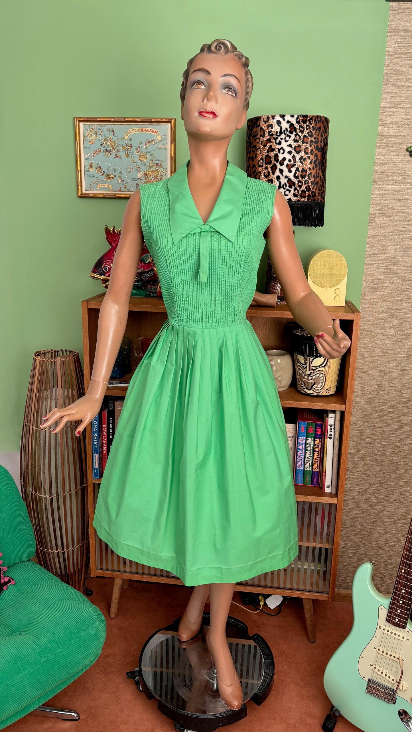 S/M | 1960s Apple Green Cotton Dress