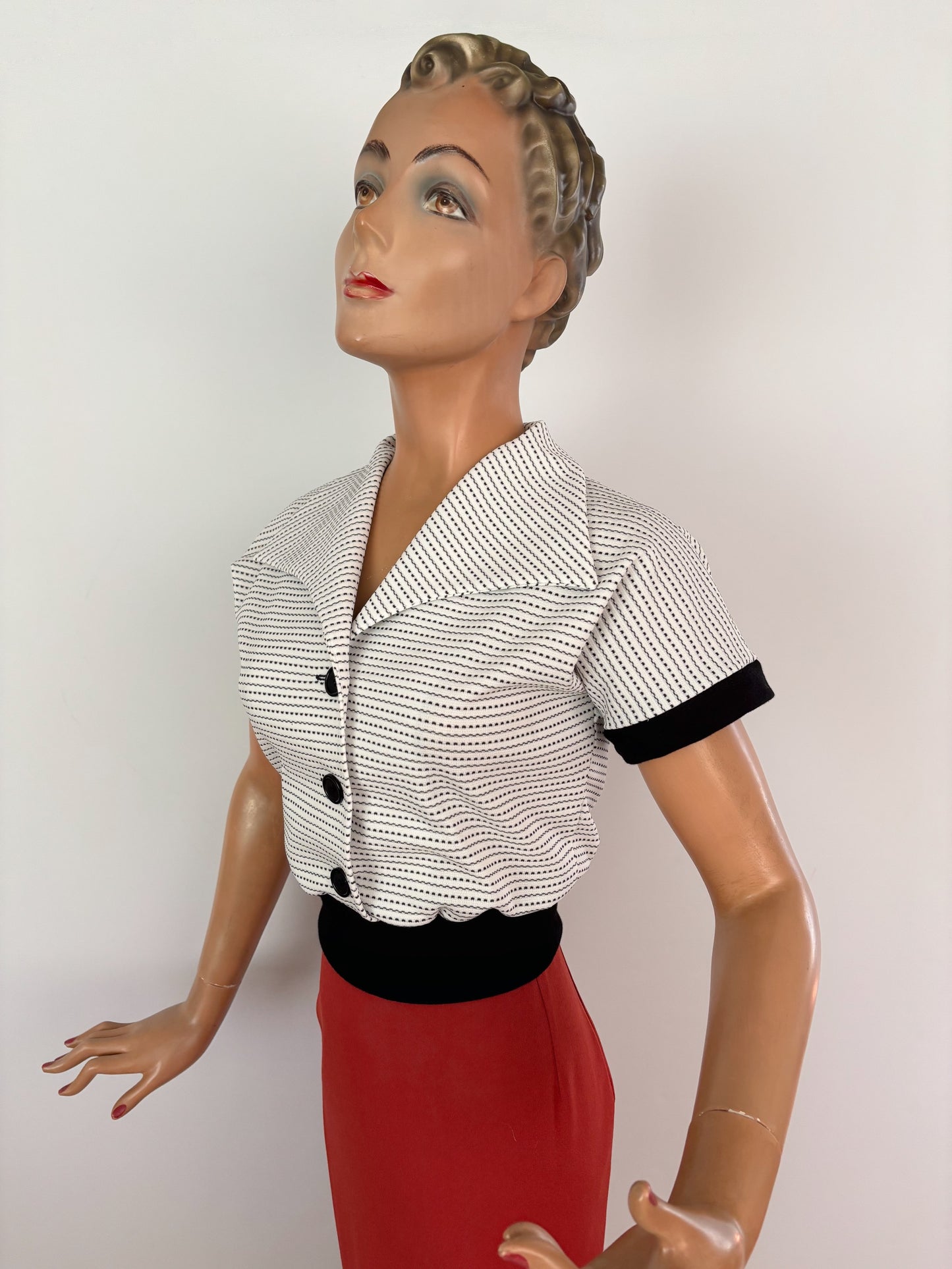 Jane 1950s Black And White Tricot Top