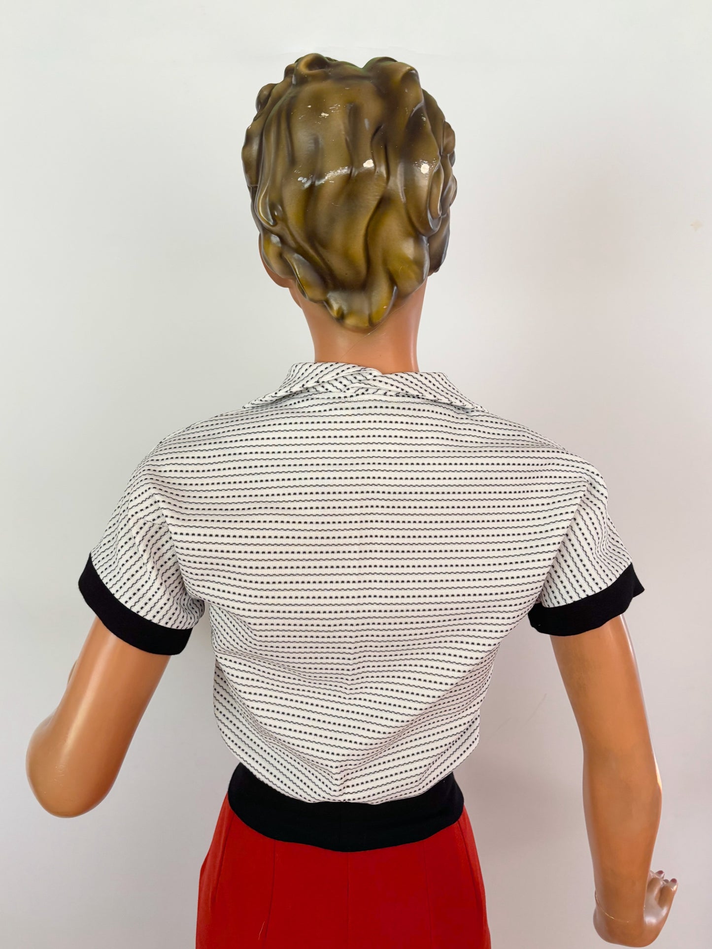 Jane 1950s Black And White Tricot Top