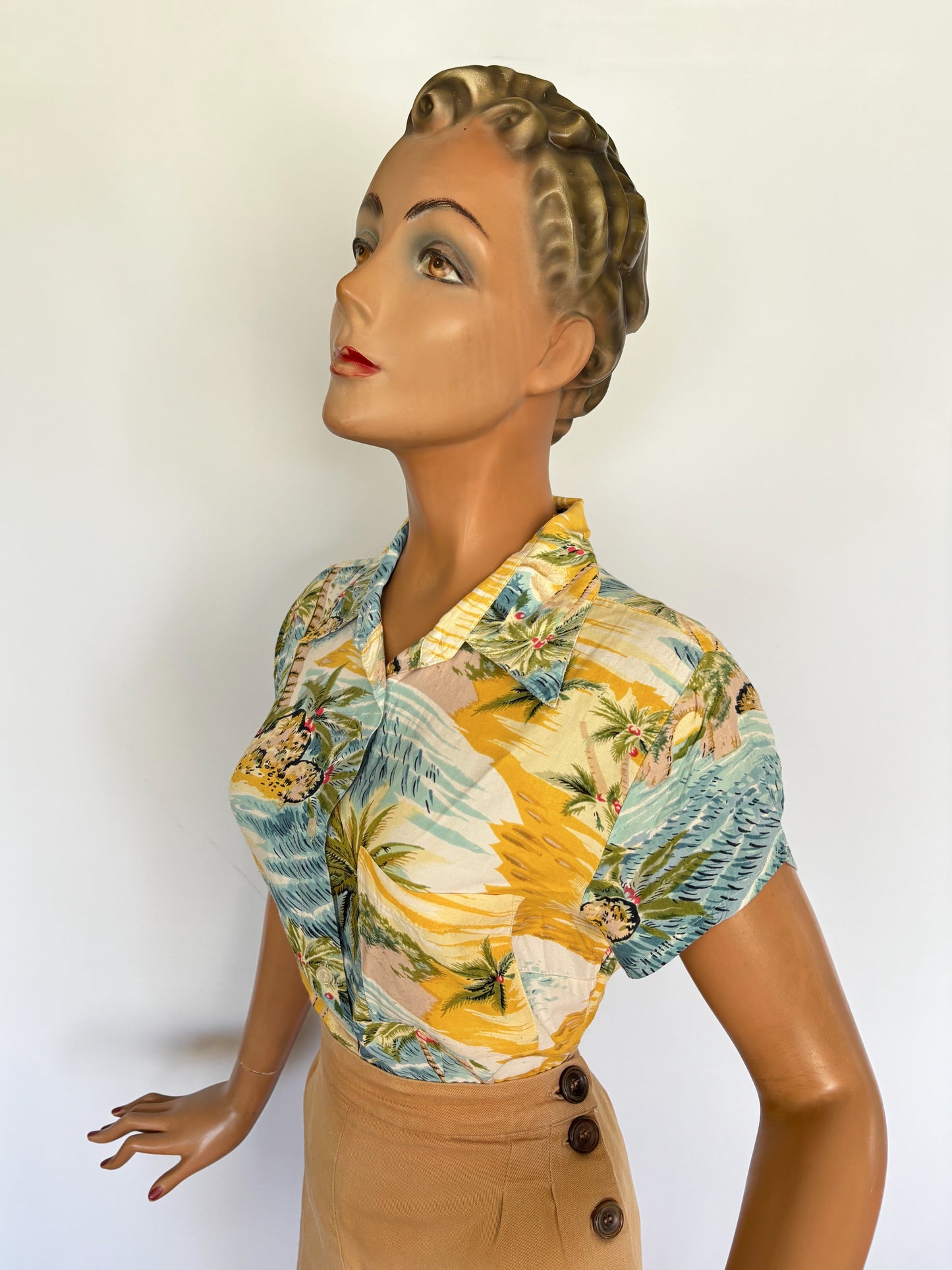 Vintage Hawaiian Women's Blouse | M/L