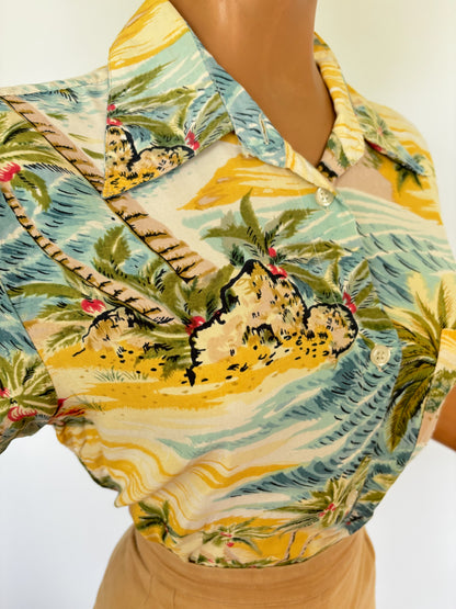 Vintage Hawaiian Women's Blouse | M/L