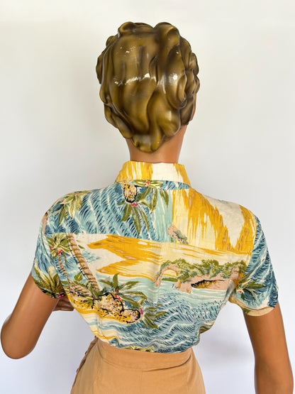 Vintage Hawaiian Women's Blouse | M/L