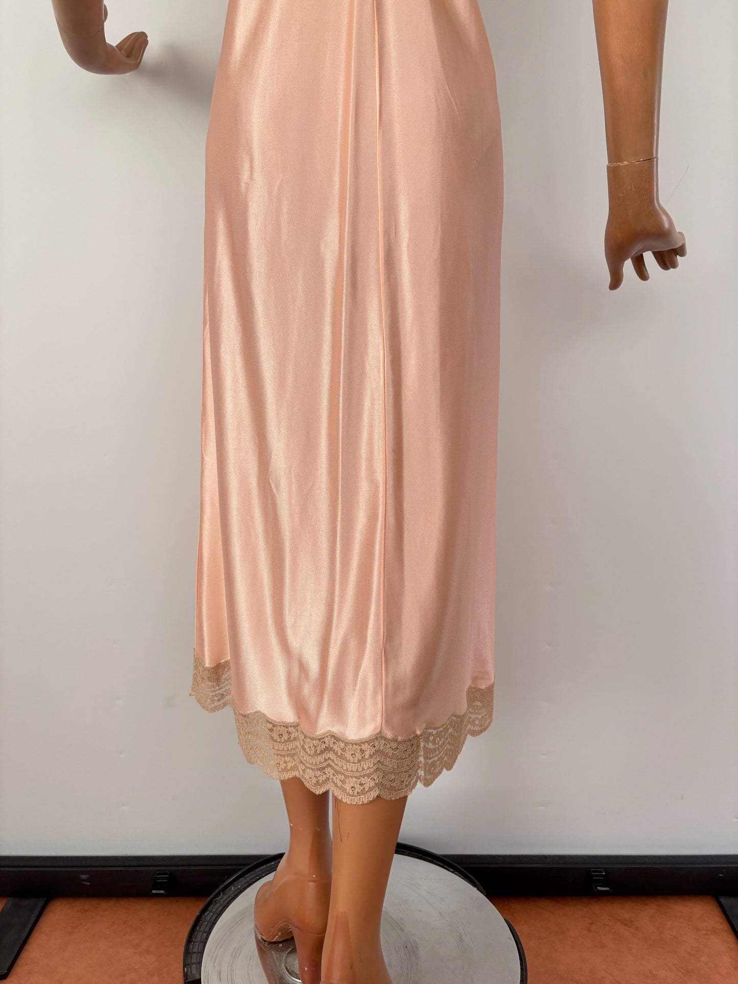 M/L | 1930s/40s Deadstock Blush Rayon Satin Slip Dress