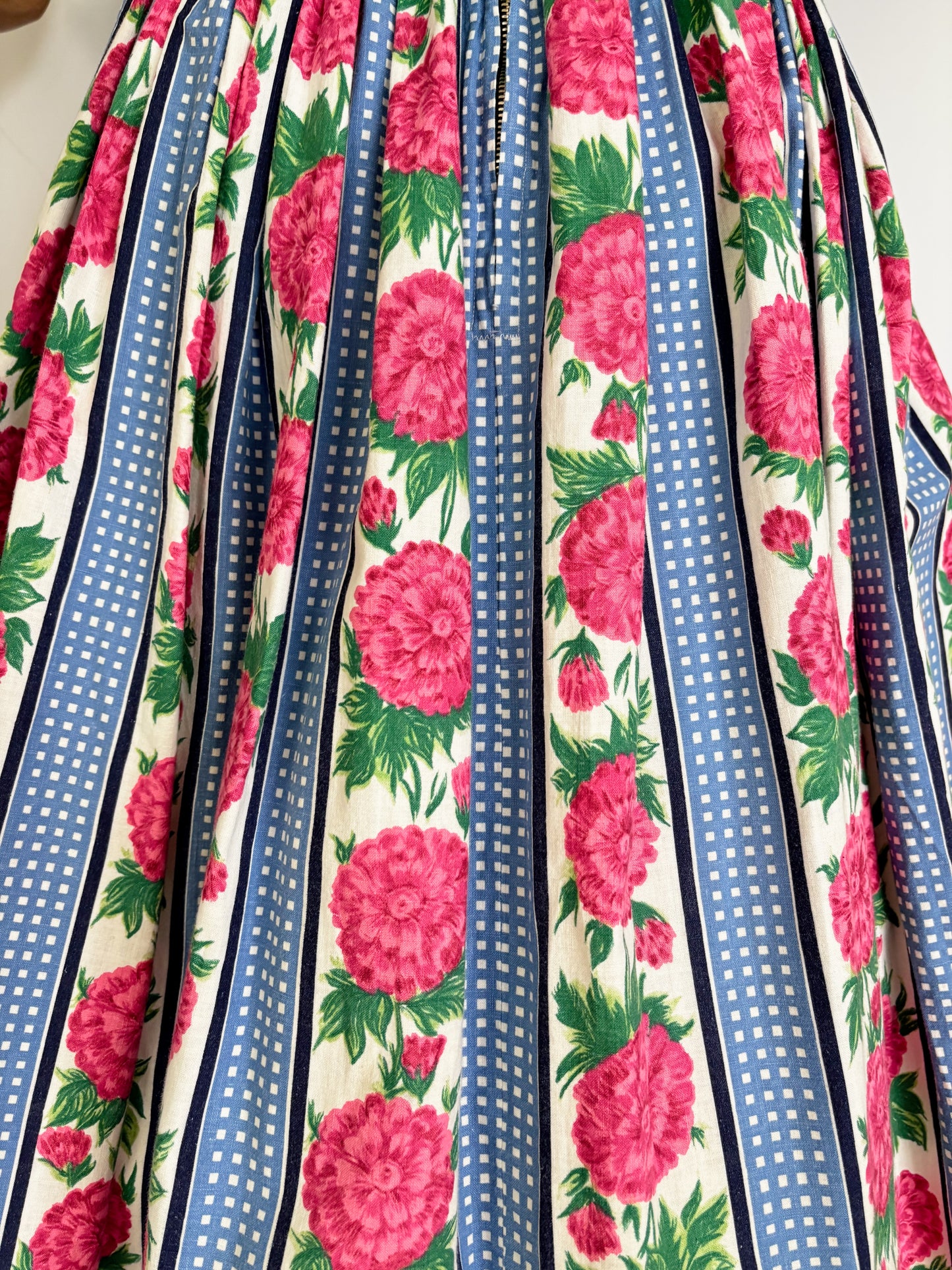 1950s Style Skirt Vintage Fabric | XL/XXL