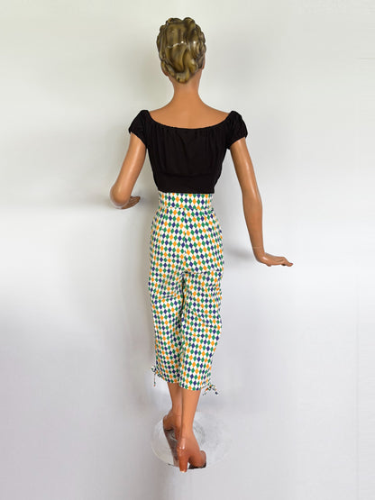 1950s Style Harlequin Capri Pants  | S