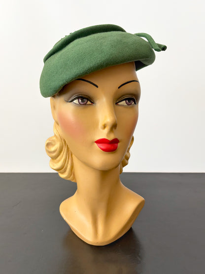1950s Green Felt Cocktail Hat With Cutwork Leaf Detail