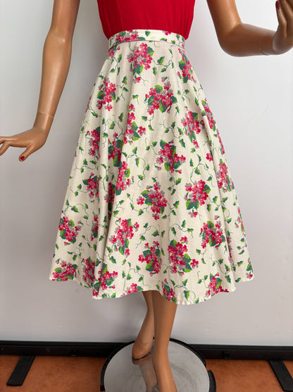 S/M | 1950s Off White Cotton Floral Circle Skirt