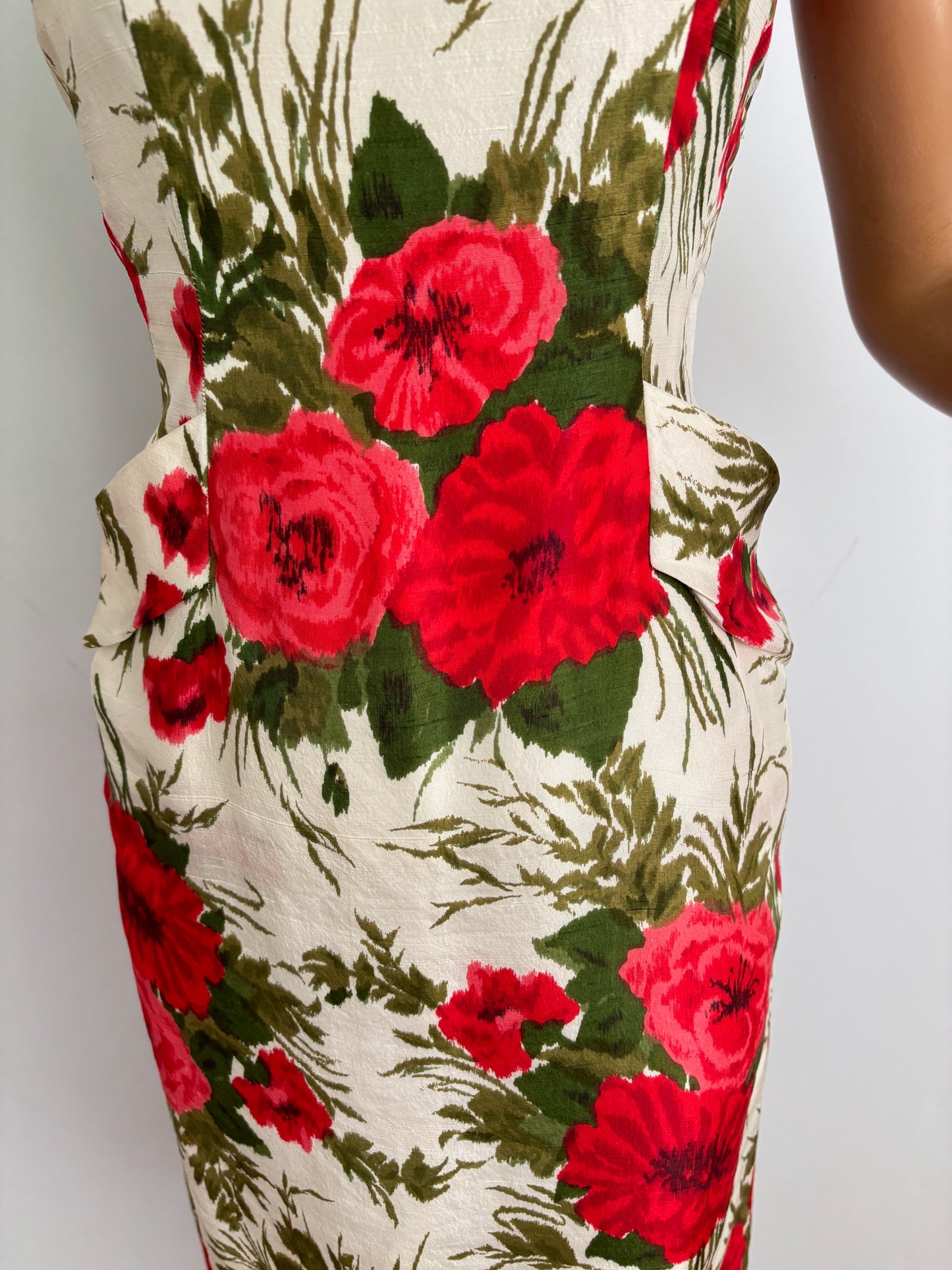 M | 1950s/60s Silk Floral Wiggle Dress