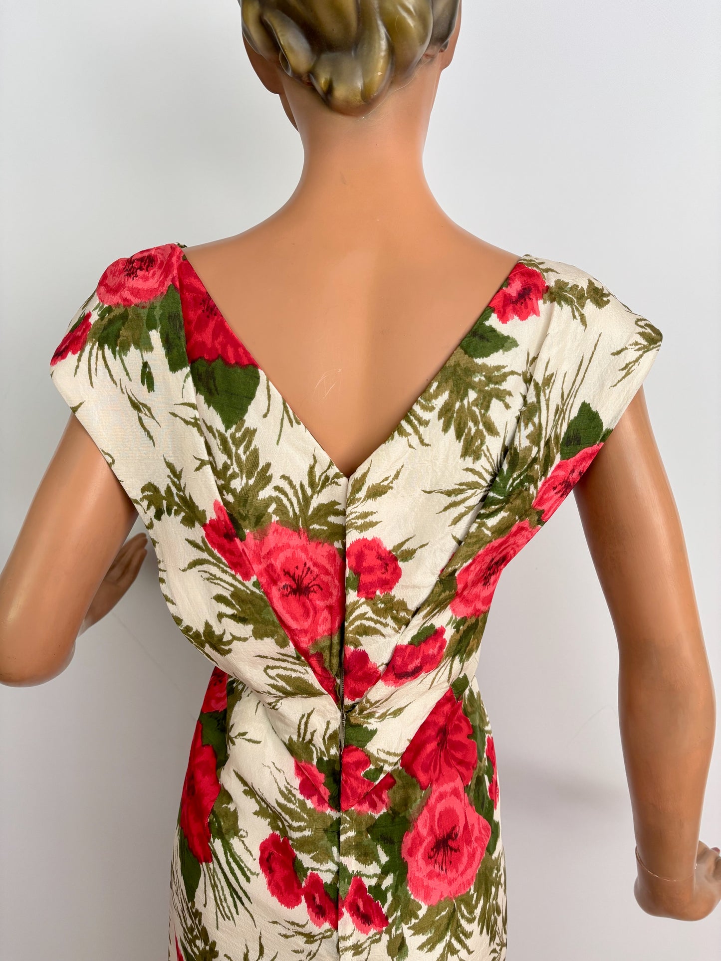 M | 1950s/60s Silk Floral Wiggle Dress
