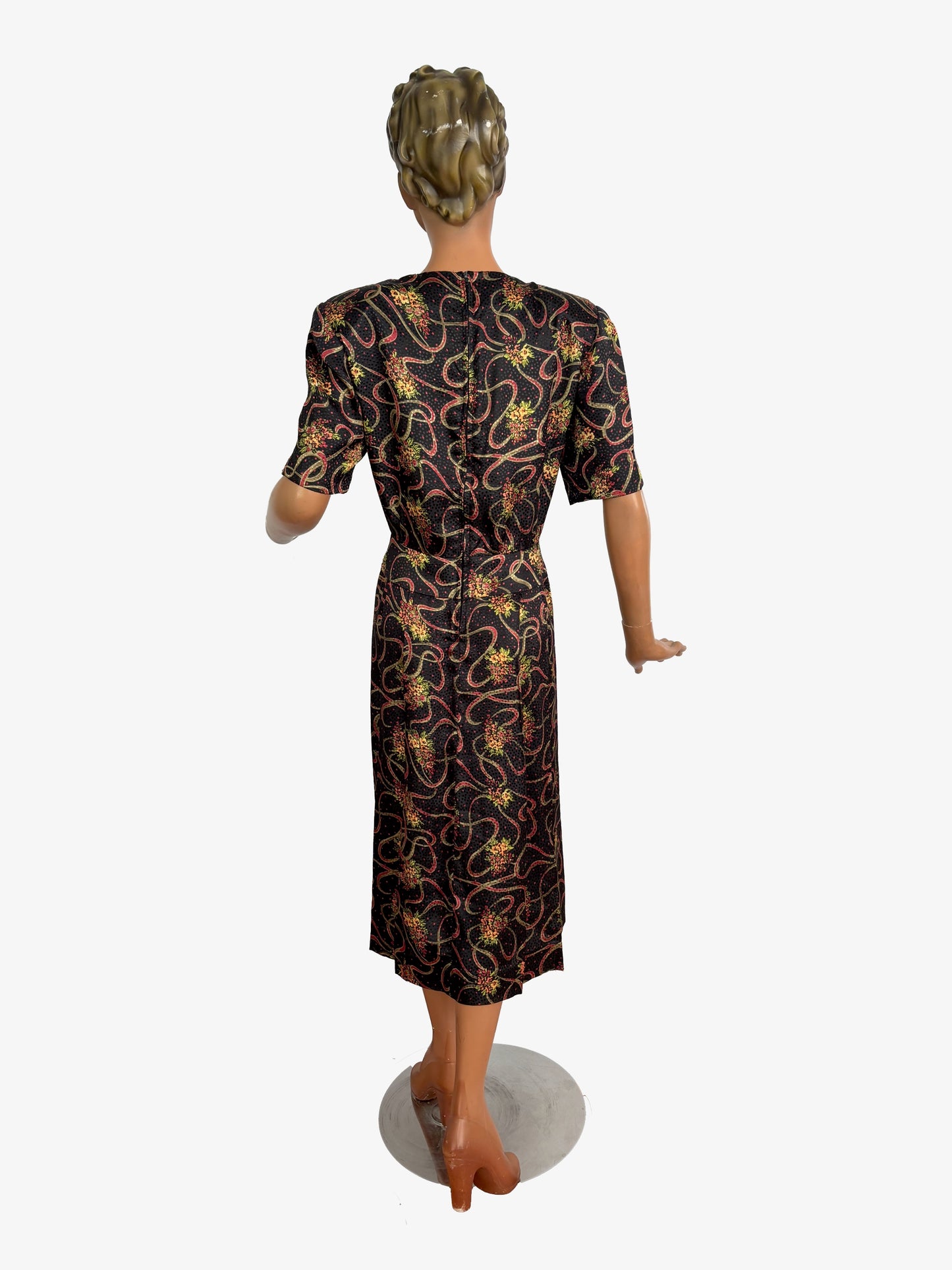 XXL | 1980s Does 1940s Black Print Dress