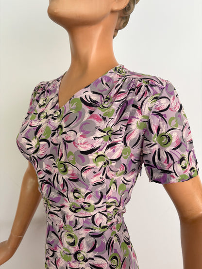 S | 1940s Rayon Day Dress