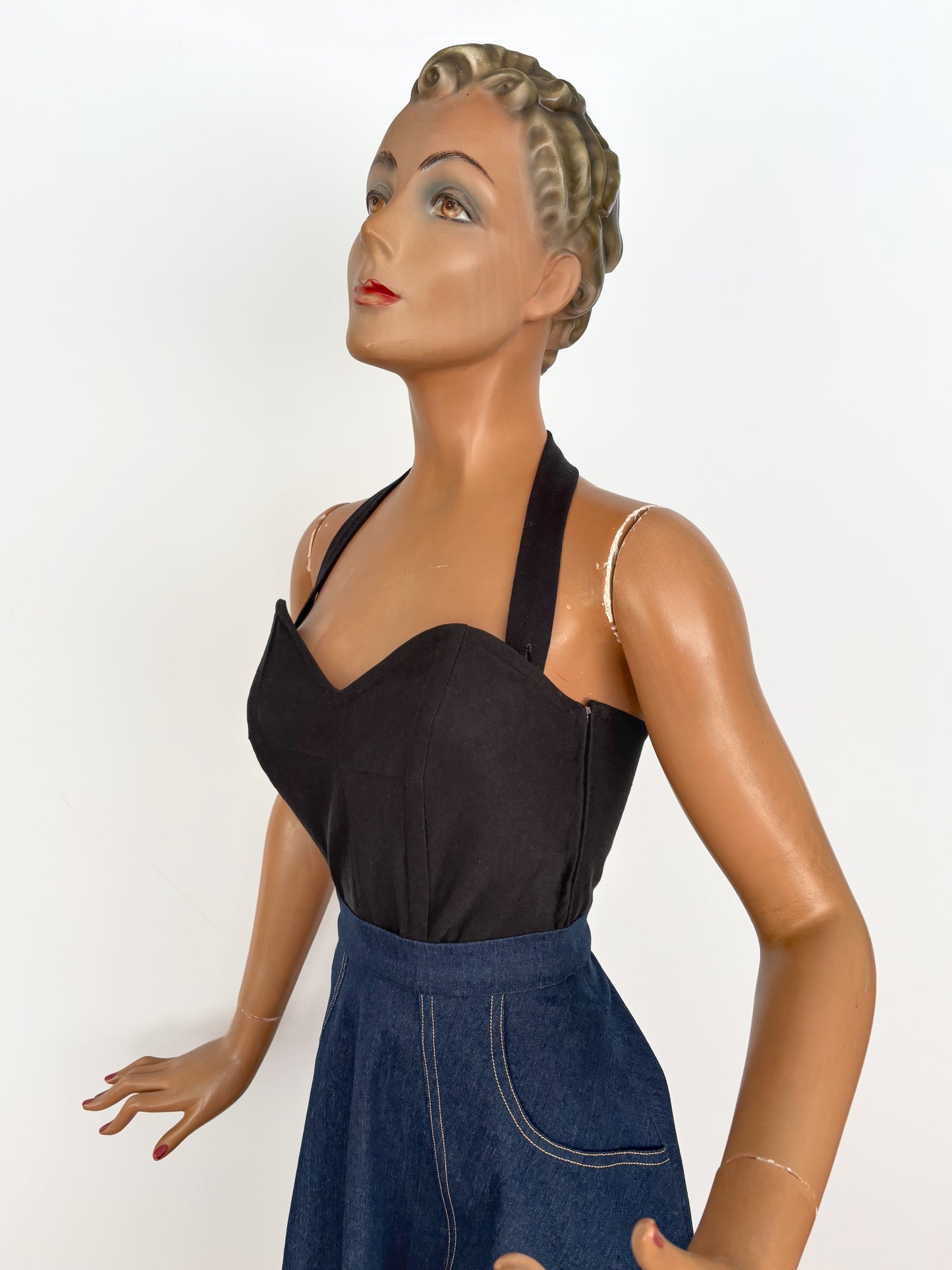 Holly Halter Top Black Plain