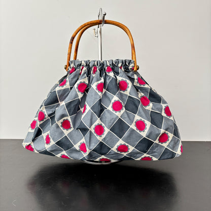 1960s Beach / Handbag With Bamboo Handles