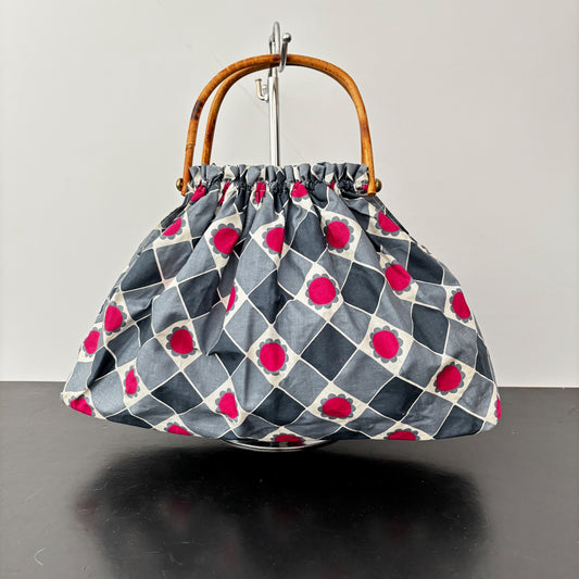 1960s Beach / Handbag With Bamboo Handles