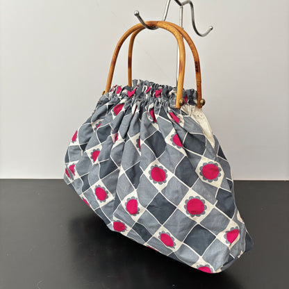 1960s Beach / Handbag With Bamboo Handles