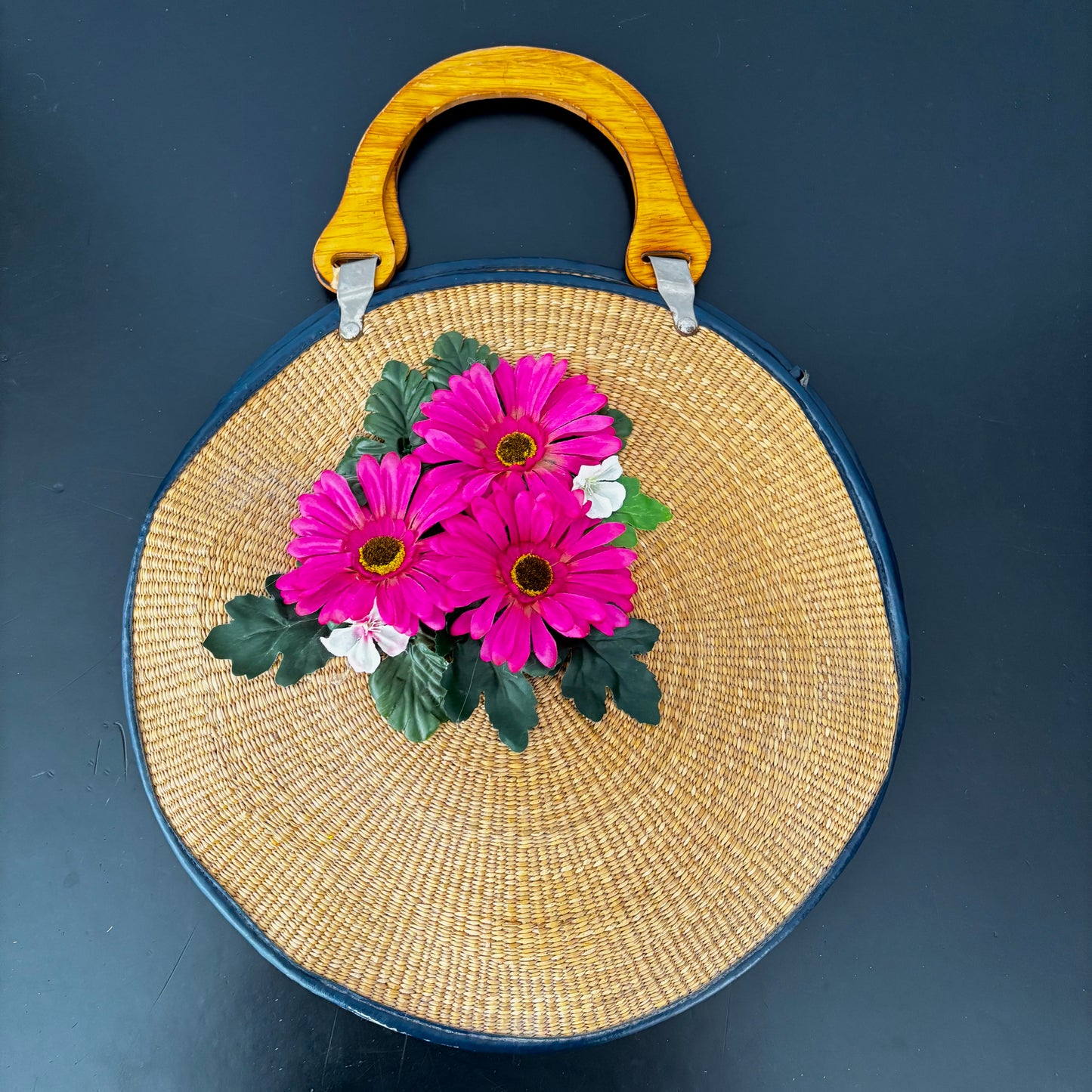1950s/60s Round Woven Straw Beach Bag
