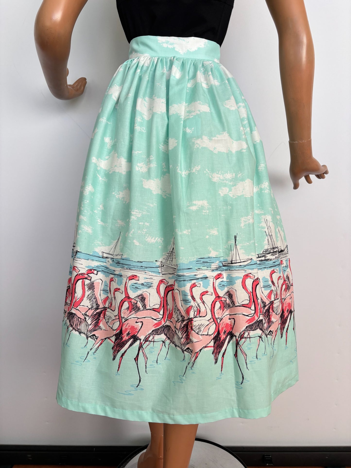 S or M | 1950s Style Turquoise Flamingo Border Print Button Skirt