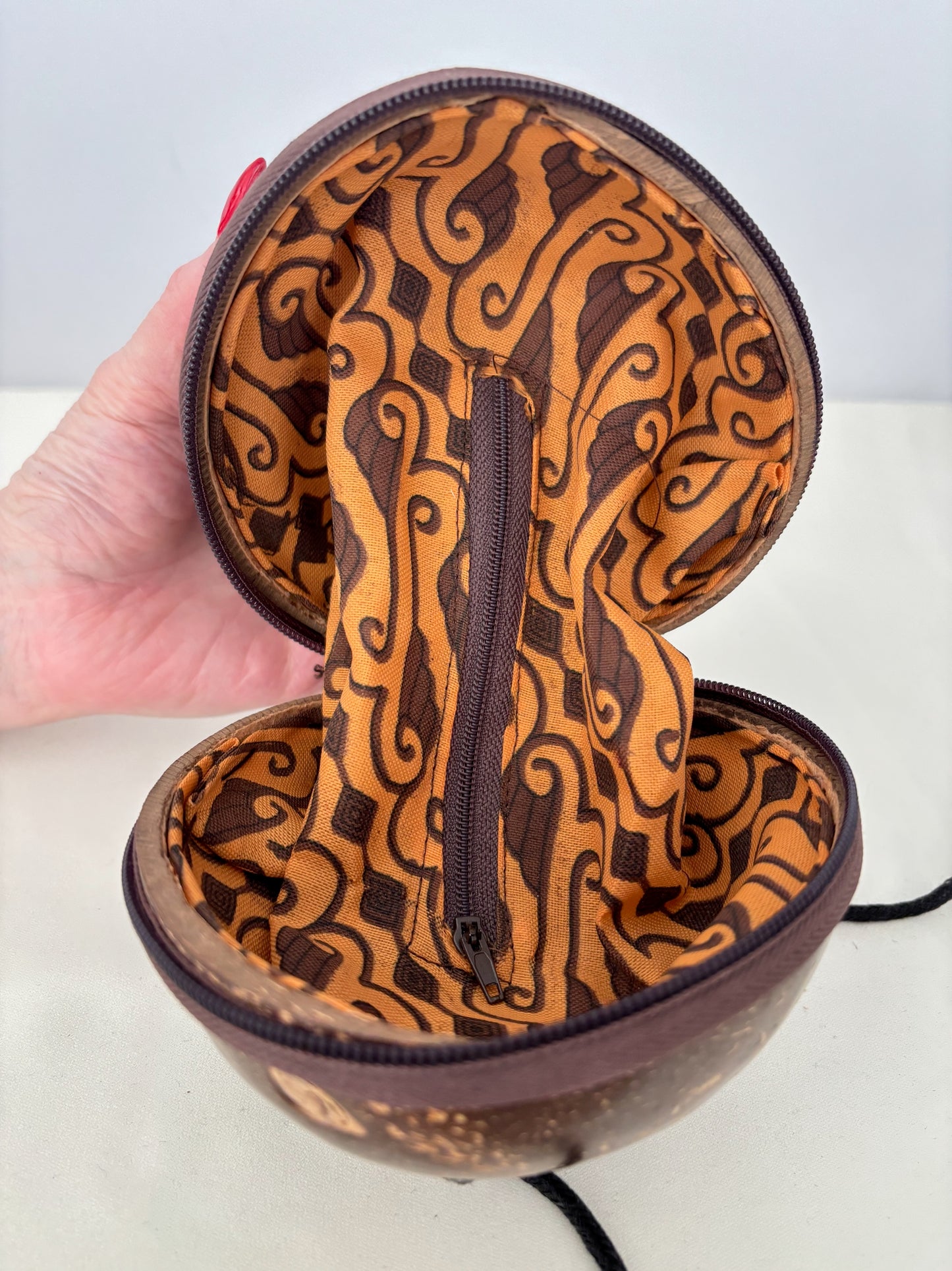 1970s Coconut Shell Shoulder Bag