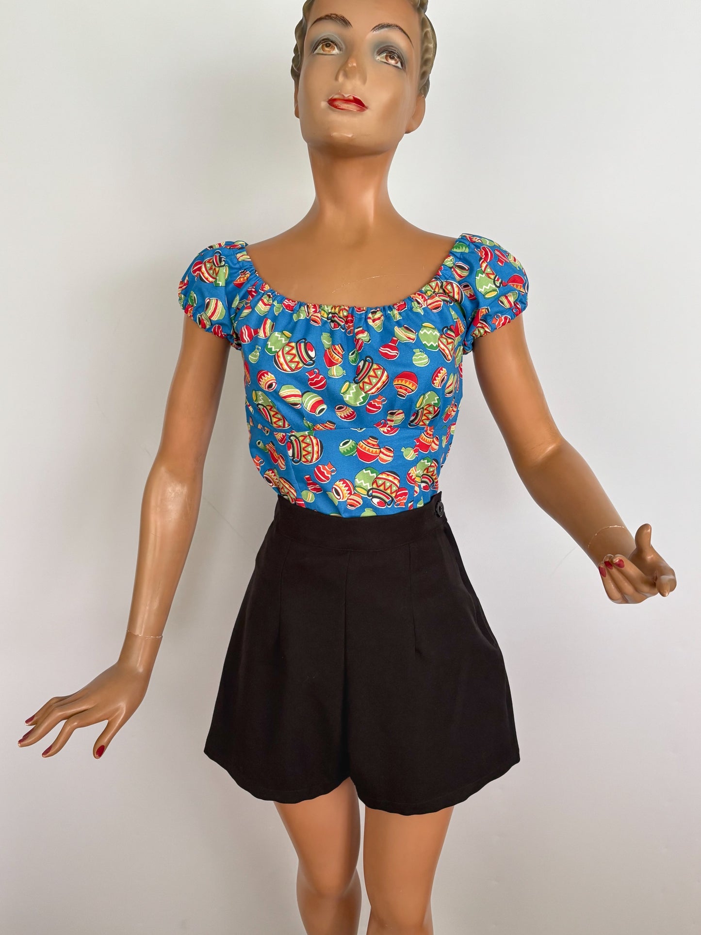 XS/S | 1950s Style Black High Waist Shorts