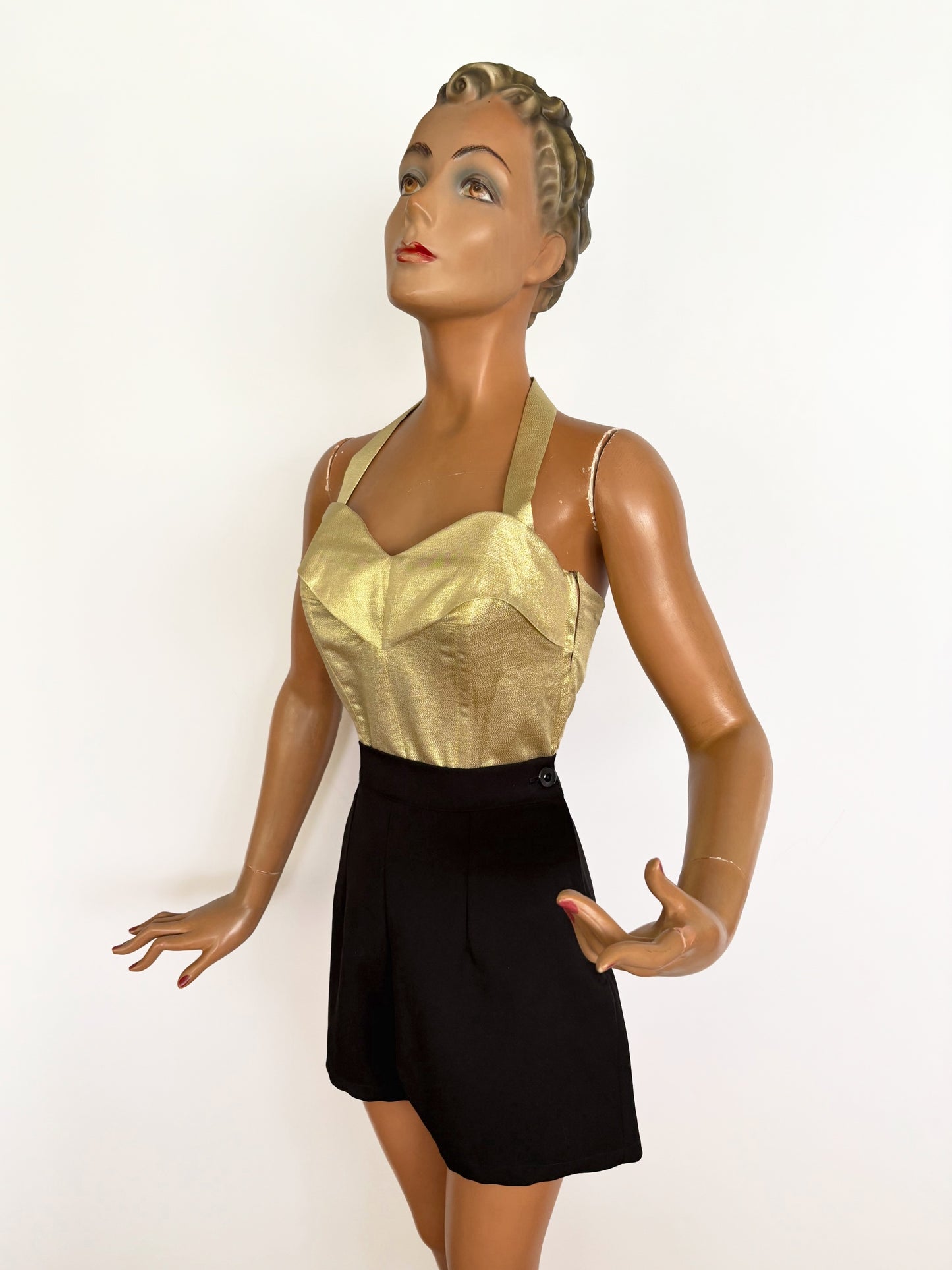 Holly Halter Top Gold Lamé