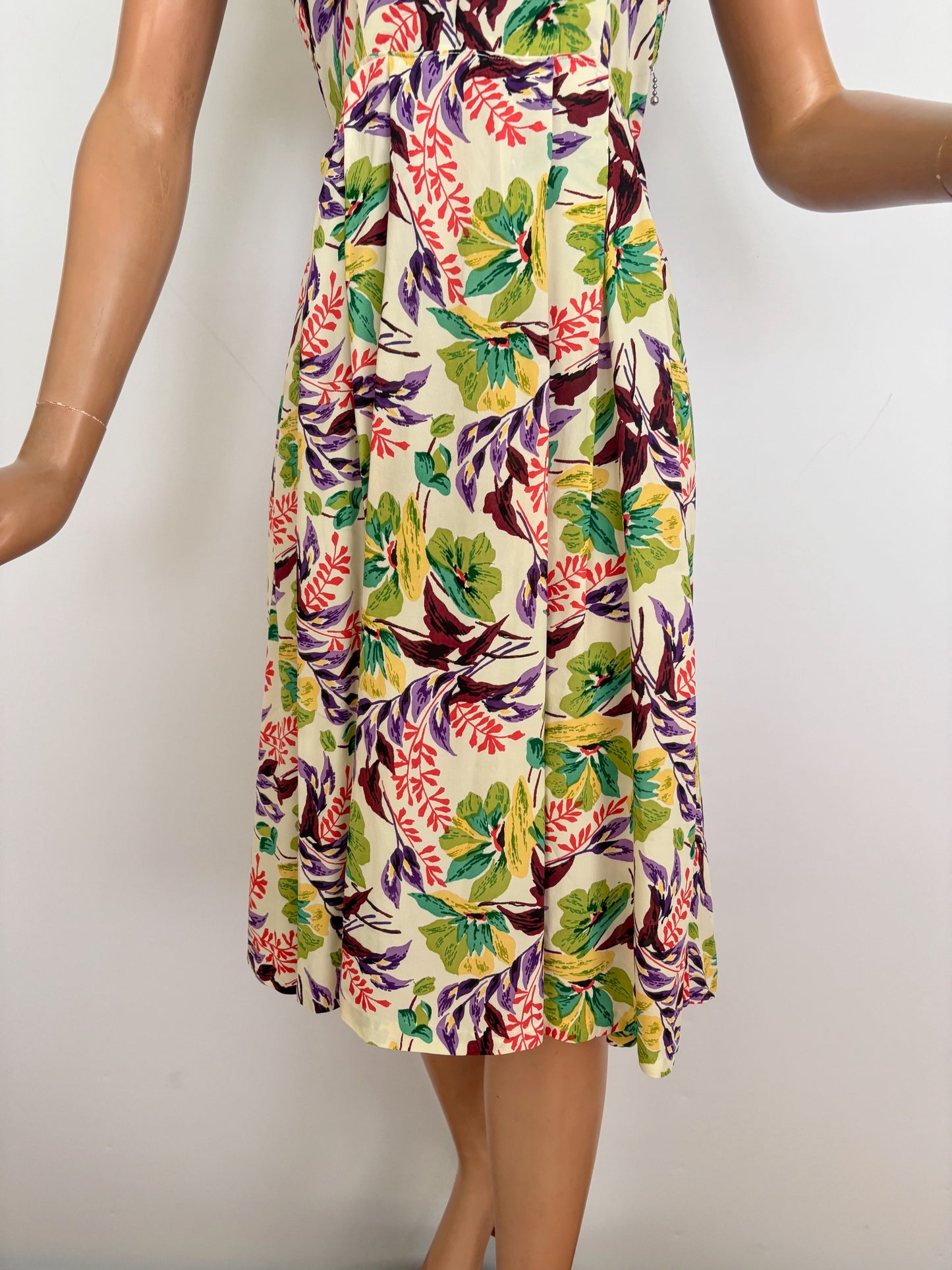 S | 1940s Floral Cold Rayon Day Dress