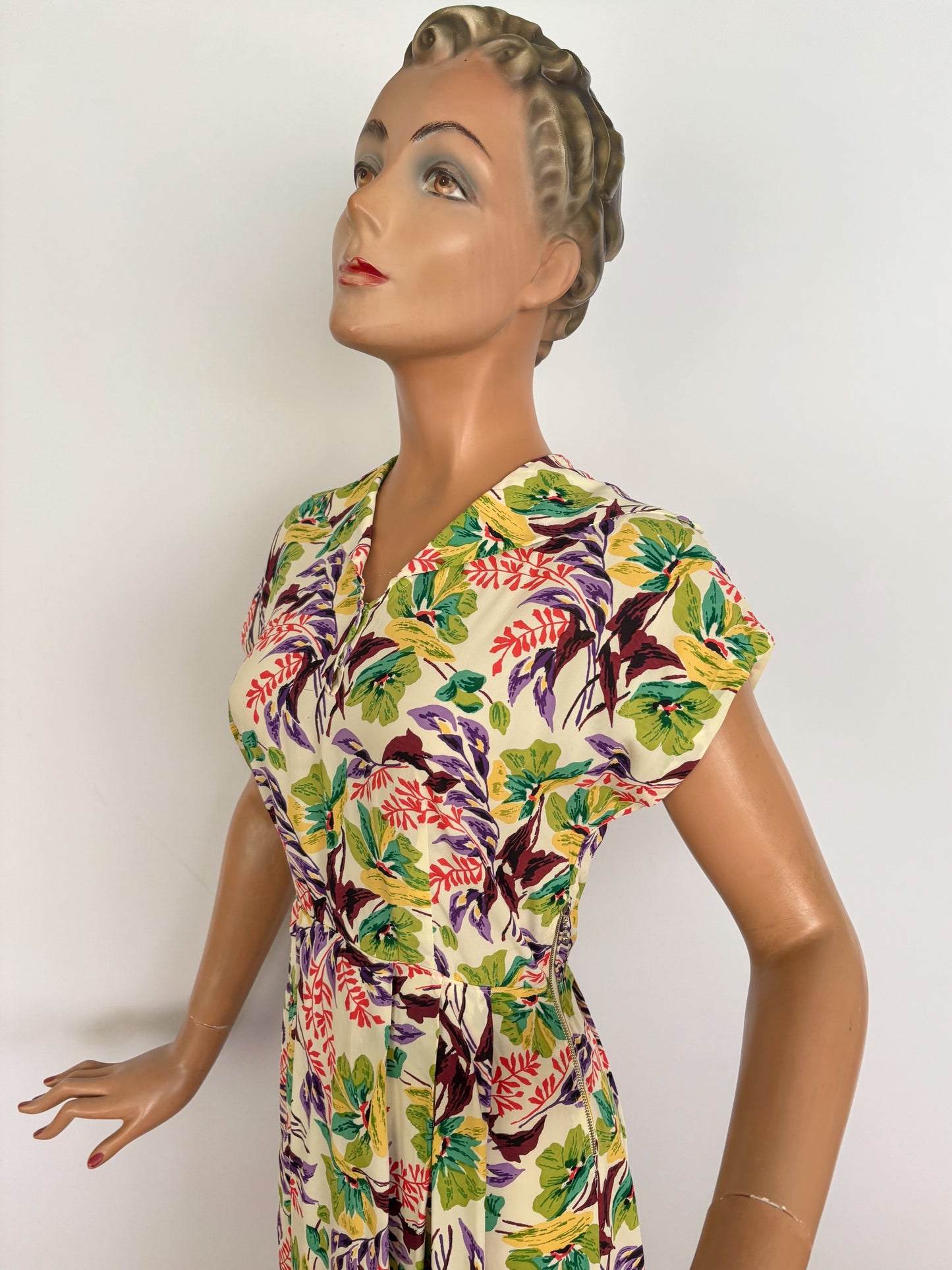 S | 1940s Floral Cold Rayon Day Dress