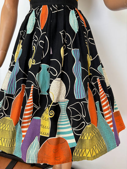 M | 1950s Barkcloth Novelty Skirt With Vase Print