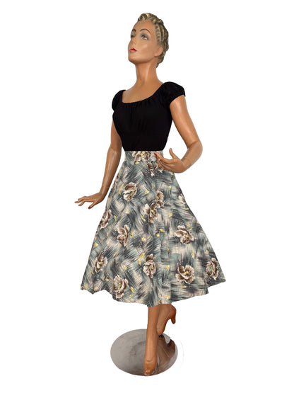 S/M | 1950s/60s Floral Cotton Poplin Circle Skirt