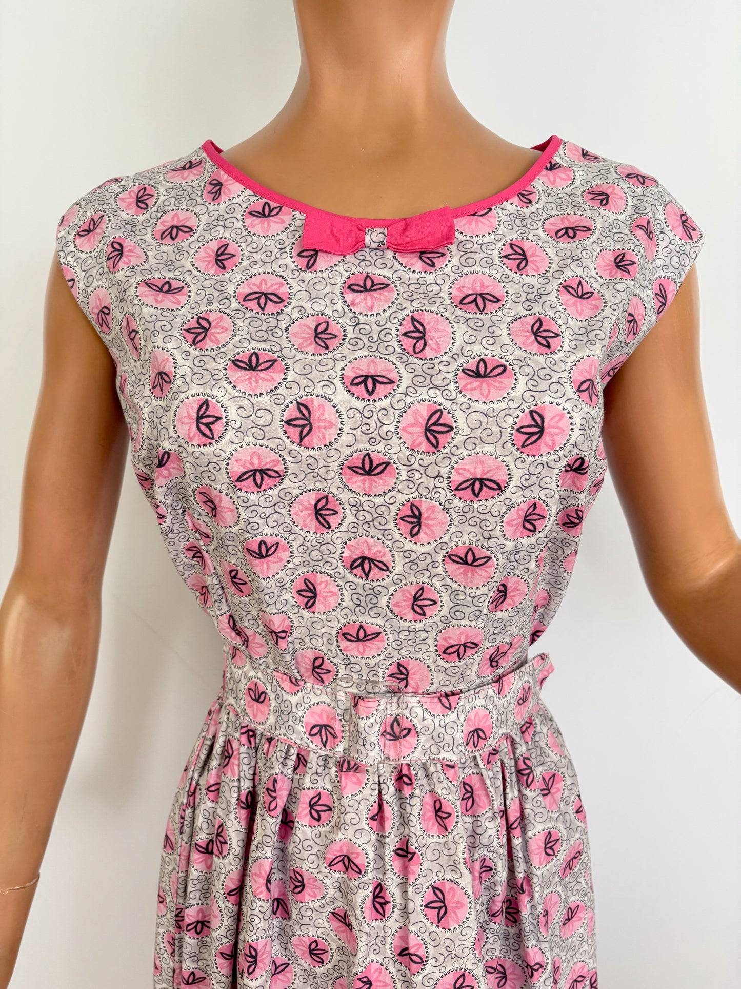 L | 1950s Style Pink Cotton Dress