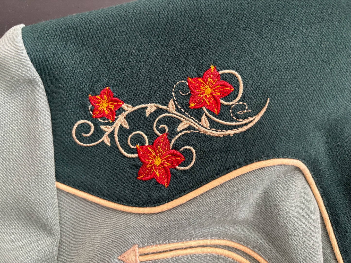 Mary Lou 1940er Westernbluse Grün - Auf Bestellung