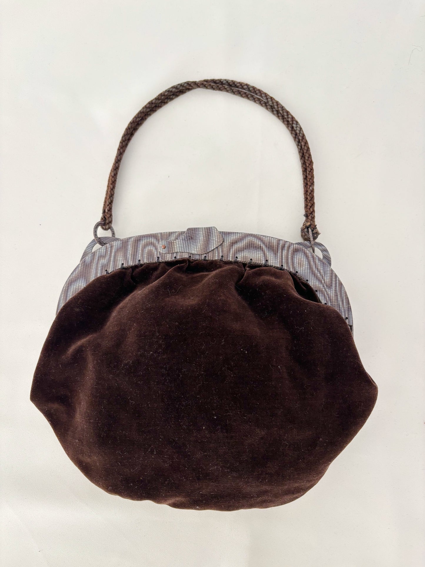 1940s Brown Velvet Pouch Handbag With Marbled Plastic Frame