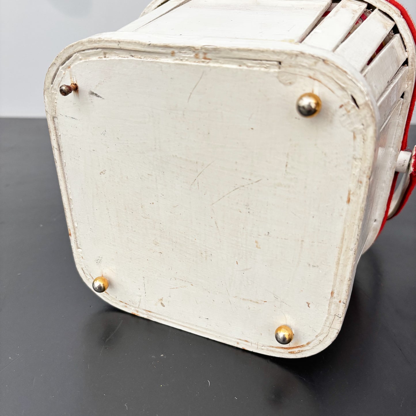 1960s White Wooden Picnic Basket with Floral Lid and Velvet Handle