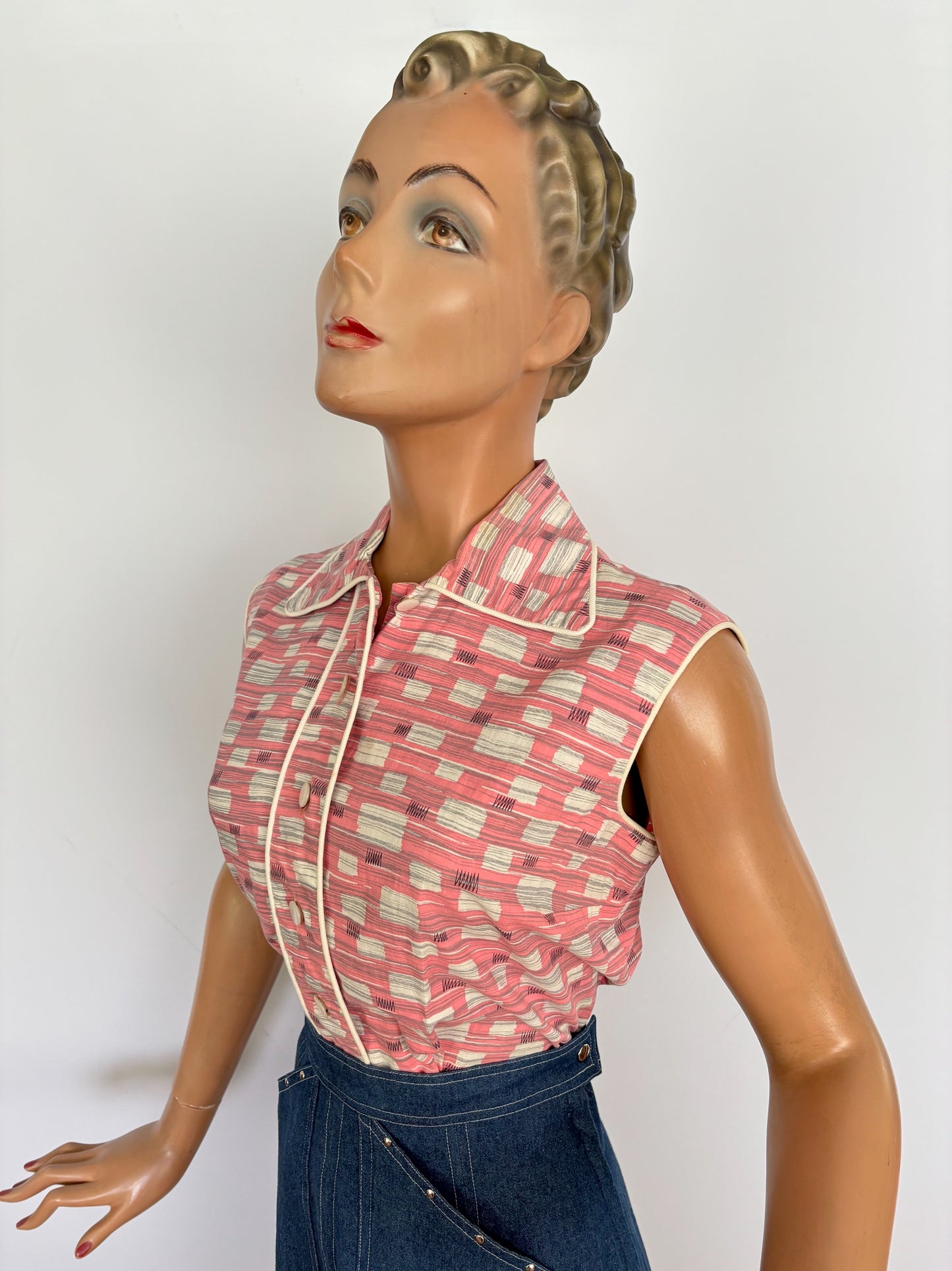 M/L | 1950s/60s Pink Atomic Print Cotton Blouse
