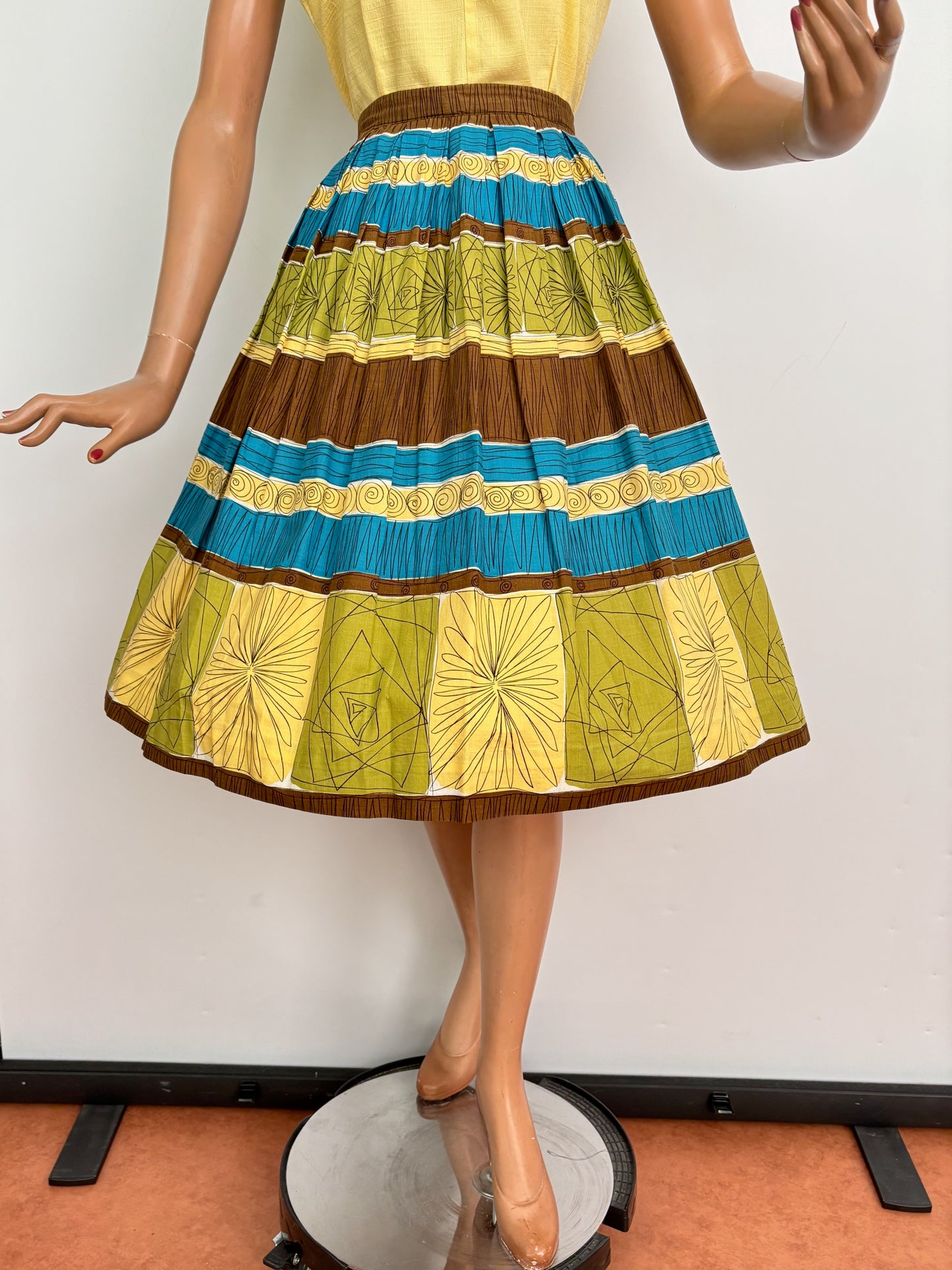 S/M | 1950s Atomic Border Print Cotton Skirt
