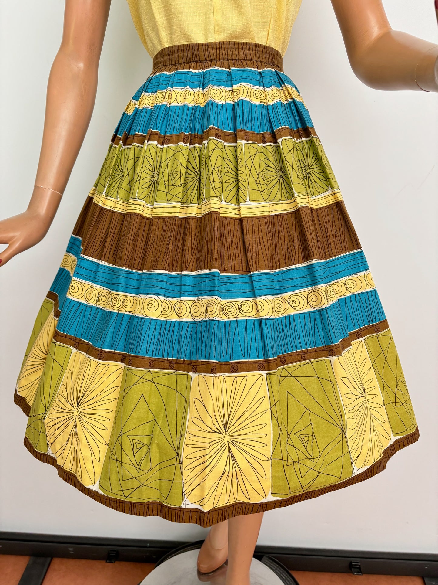 S/M | 1950s Atomic Border Print Cotton Skirt