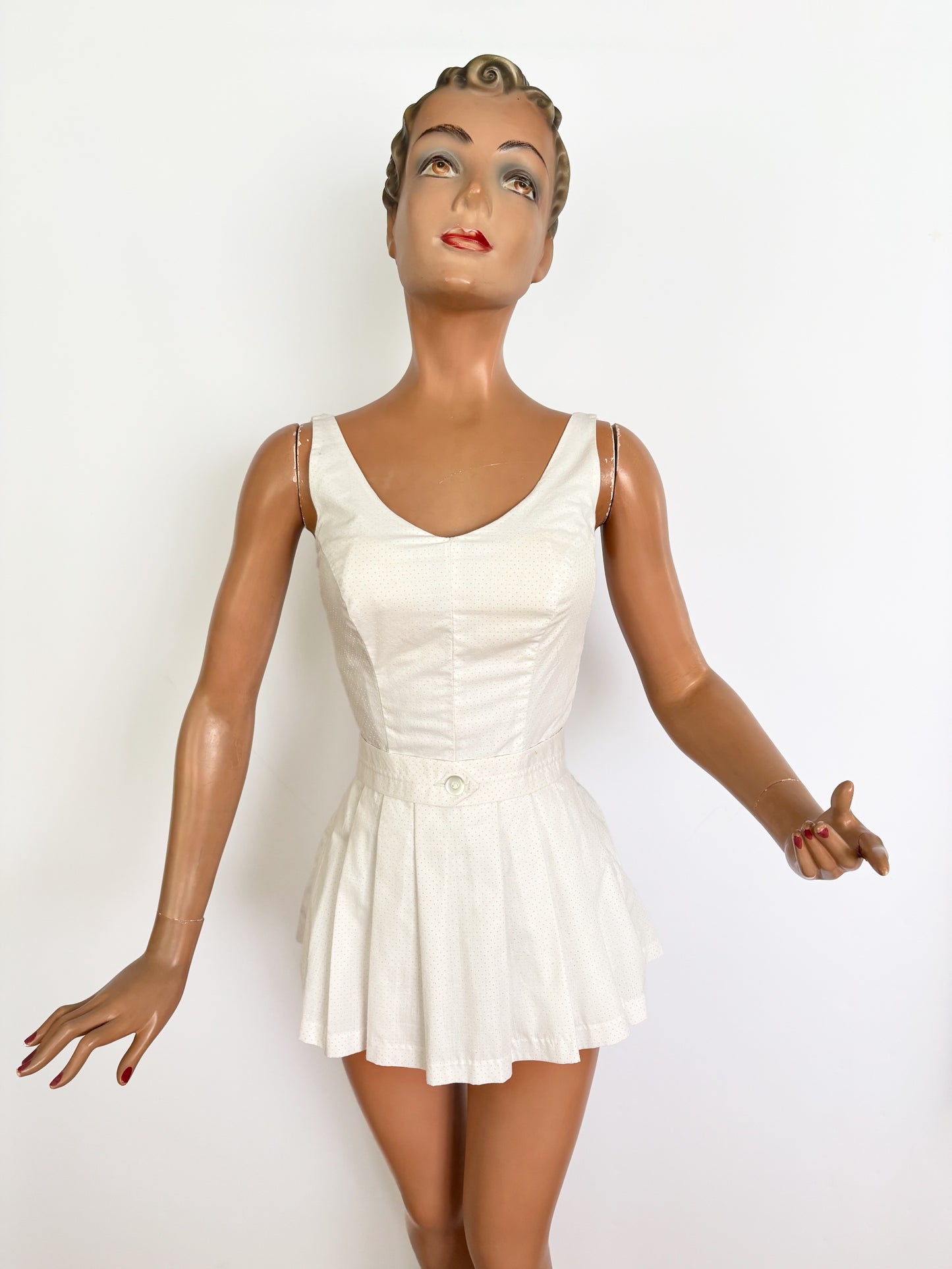 XXS | 1940s/50s Elon of California White Swiss Dot Cotton Skirted Swimsuit